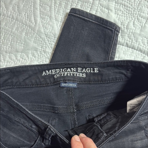 American Eagle Outfitters Women's Black Jeans - Picture 2 of 7
